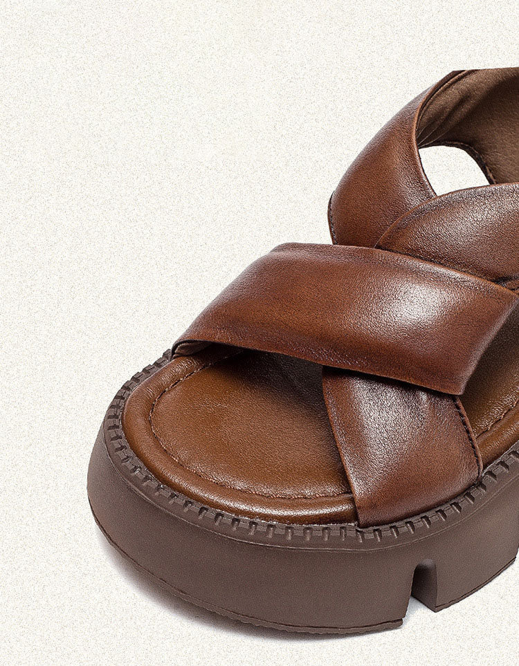 Moderní a podpůrné ortopedické letní sandály