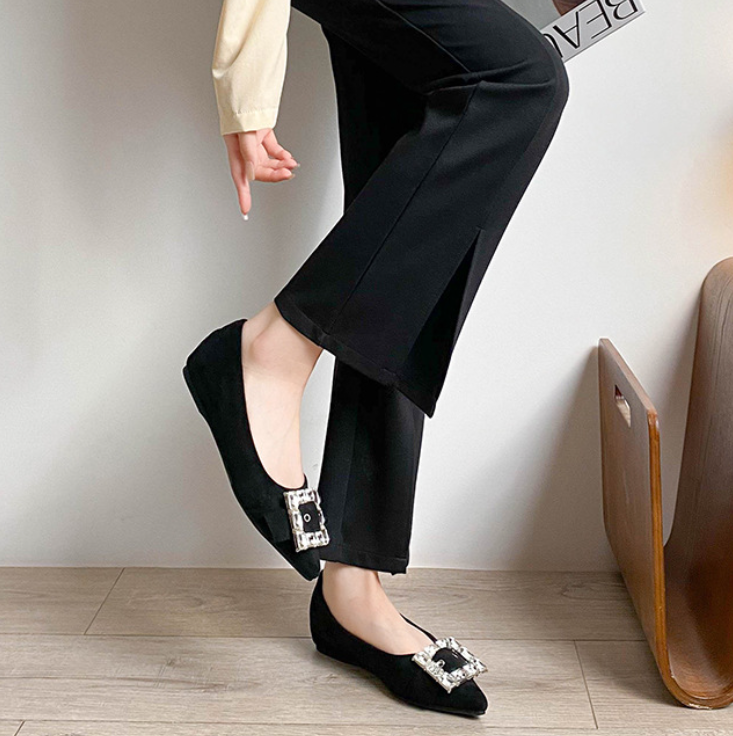 Elegantní a detailní podpůrné letní boty Flats
