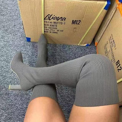 Elegantní a detailní podpůrné letní boty