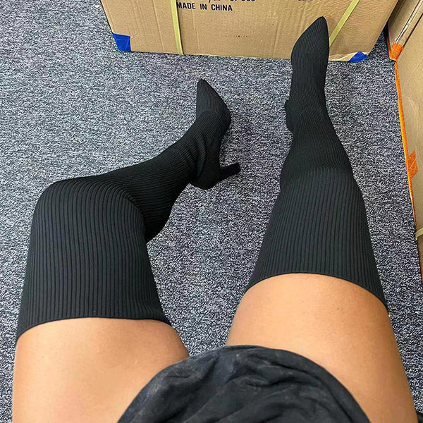 Elegantní a detailní podpůrné letní boty