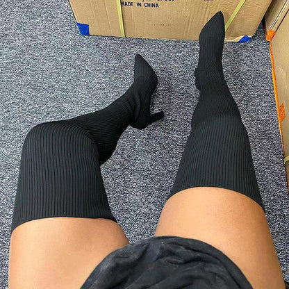 Elegantní a detailní podpůrné letní boty