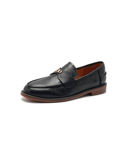 Elegantní a detailní podpůrné letní mokasíny