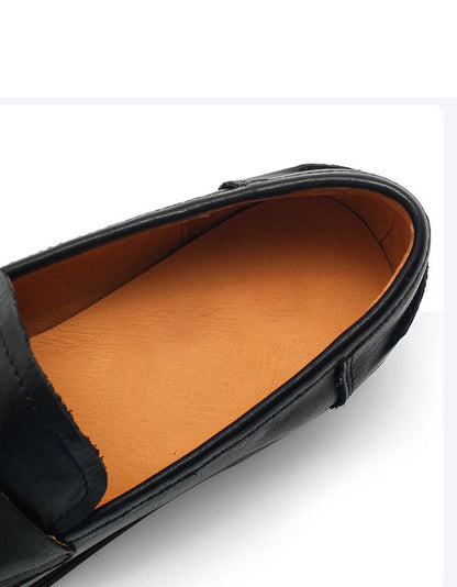 Elegantní a detailní podpůrné letní mokasíny
