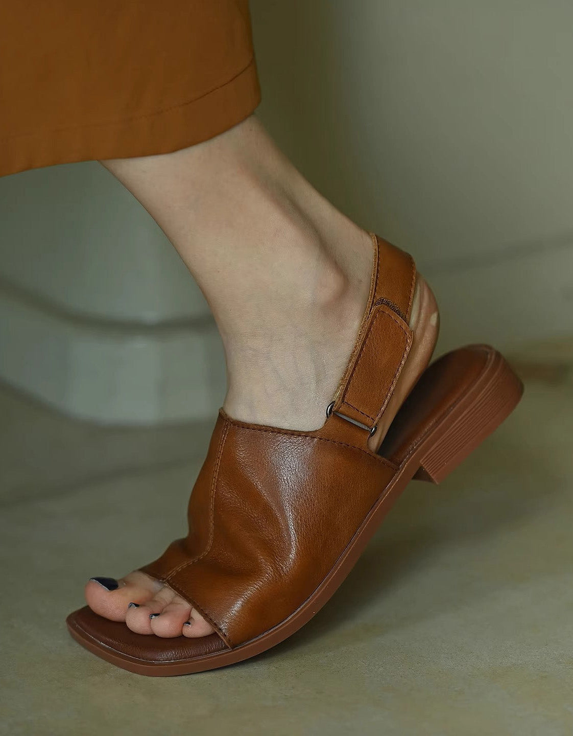 Módní a podpůrné ortopedické letní sandály