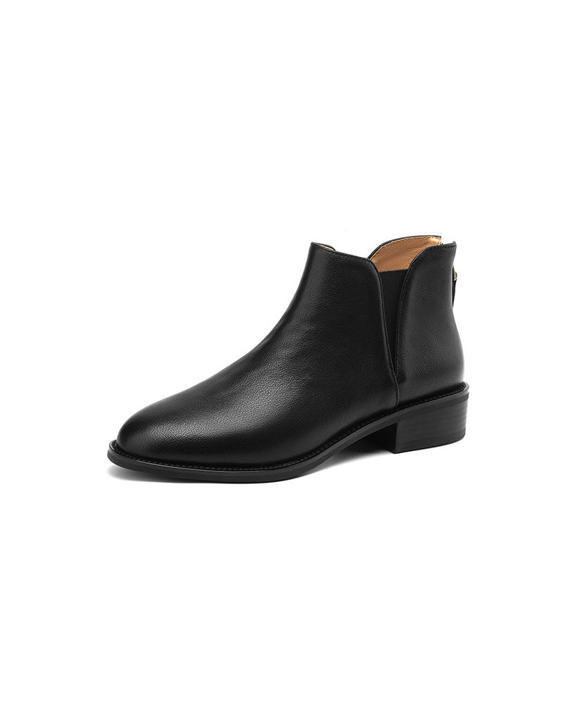 Elegantní a detailní podpůrné zimní boty