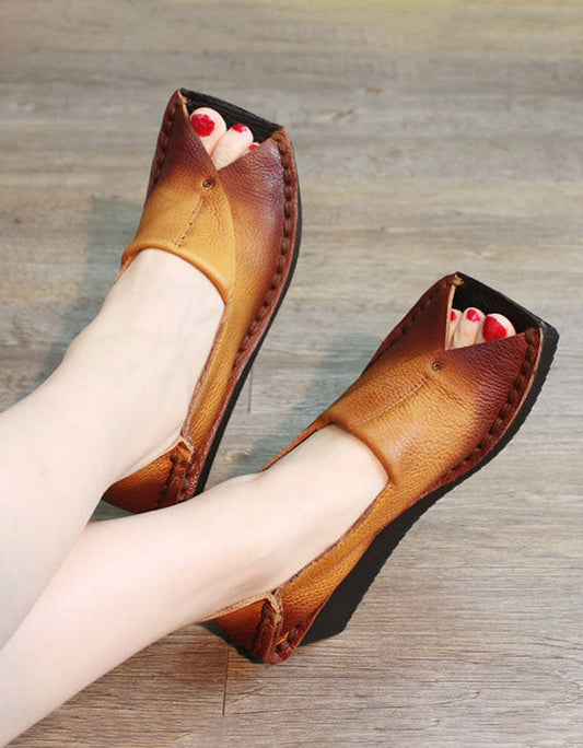 Elegantní a detailní podpůrné letní boty
