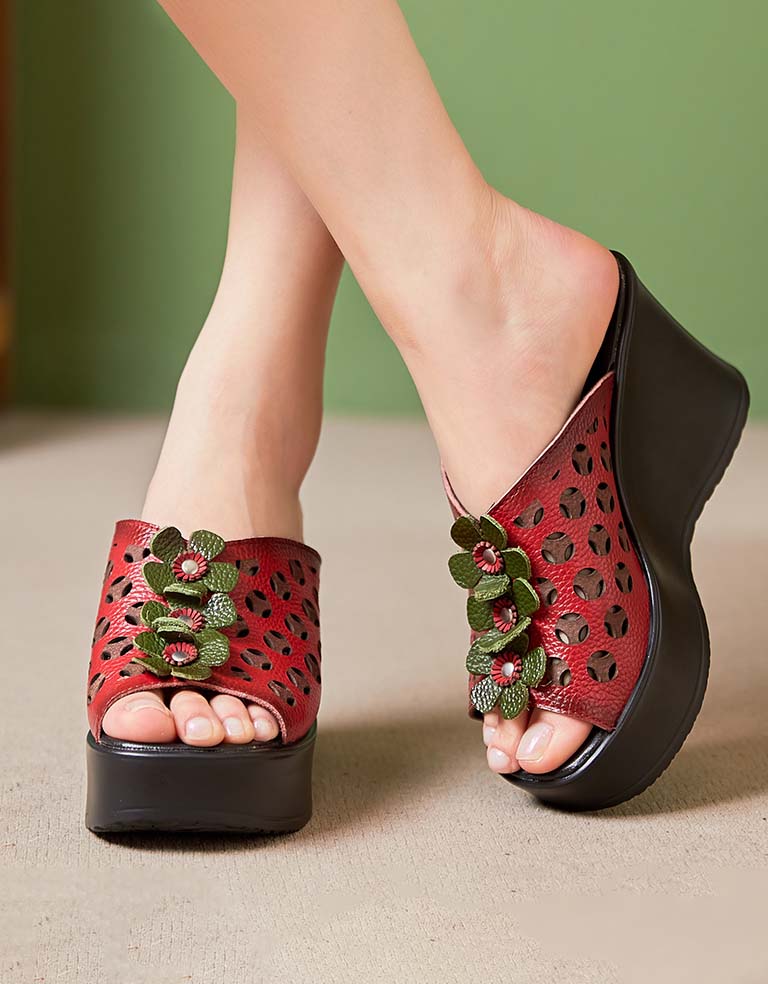 Elegantní a detailně propracovaný podpůrný letní klín Wedge