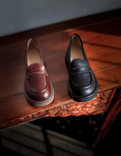 Elegantní a detailní podpůrné letní mokasíny