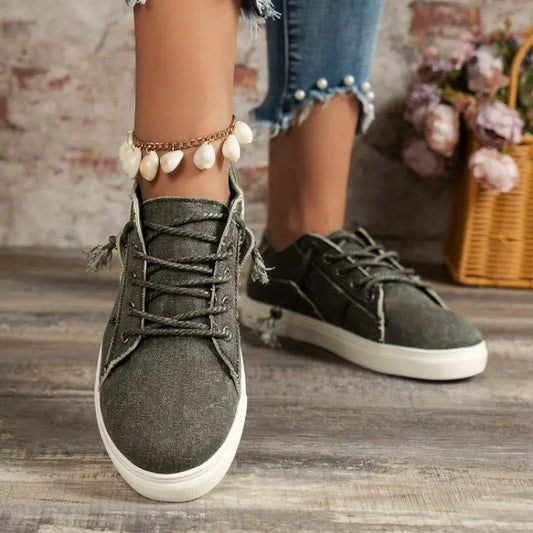 Elegantní a detailní podpůrná obuv