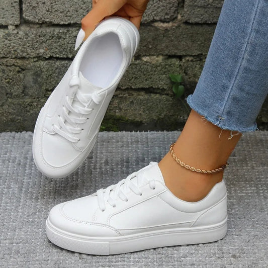 Elegantní a detailní podpůrná obuv