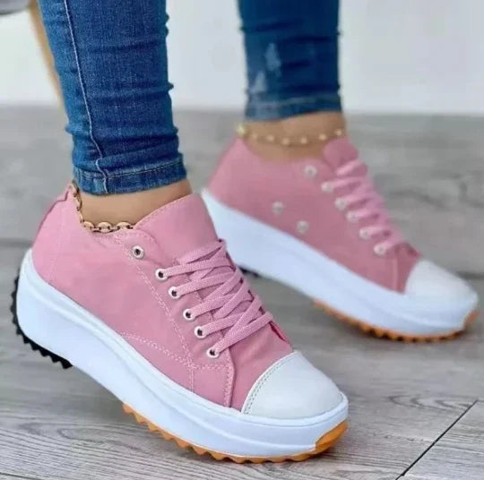 Elegantní a detailní podpůrná obuv