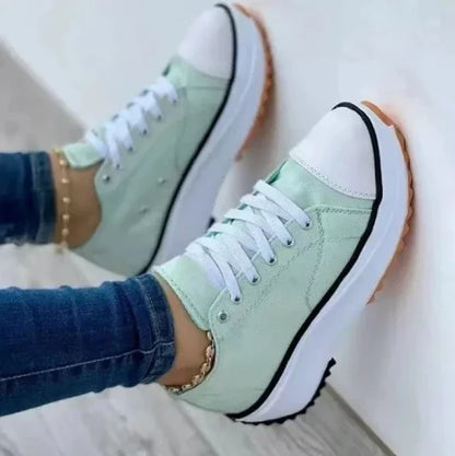 Elegantní a detailní podpůrná obuv