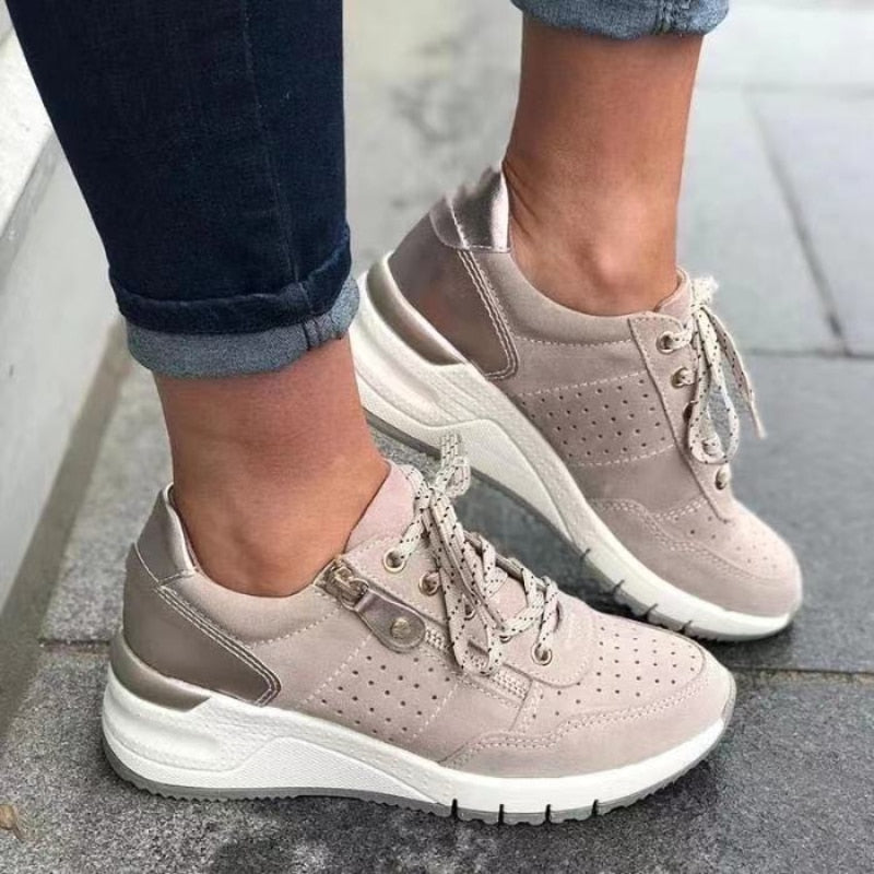 Elegantní a detailní podpůrná obuv