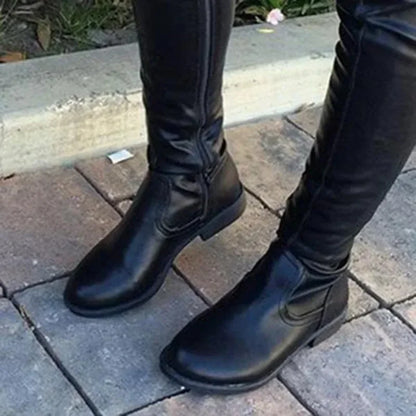 Elegantní a detailní podpůrná obuv