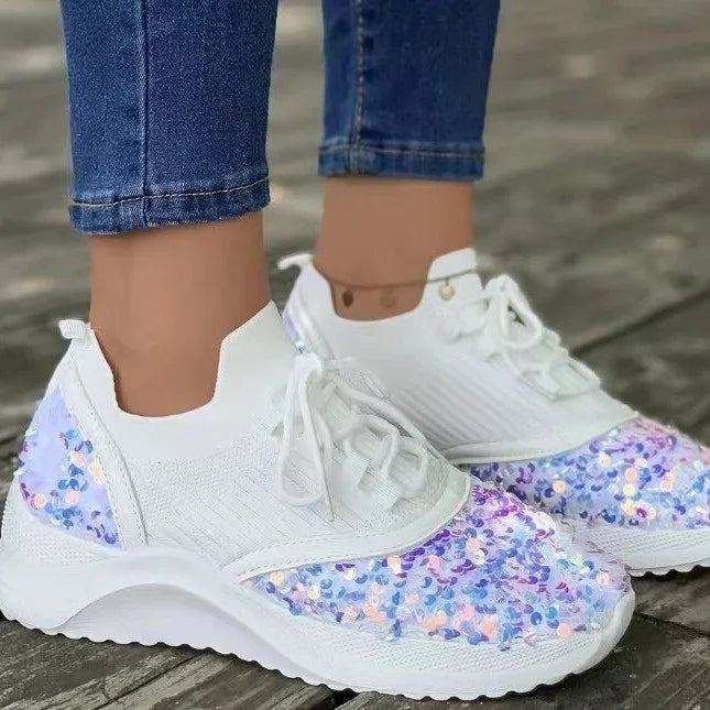 Elegantní a detailní podpůrná obuv
