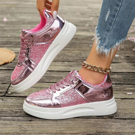 Elegantní a detailní podpůrná obuv