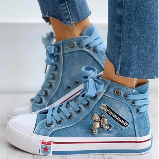 Elegantní a detailní podpůrná obuv