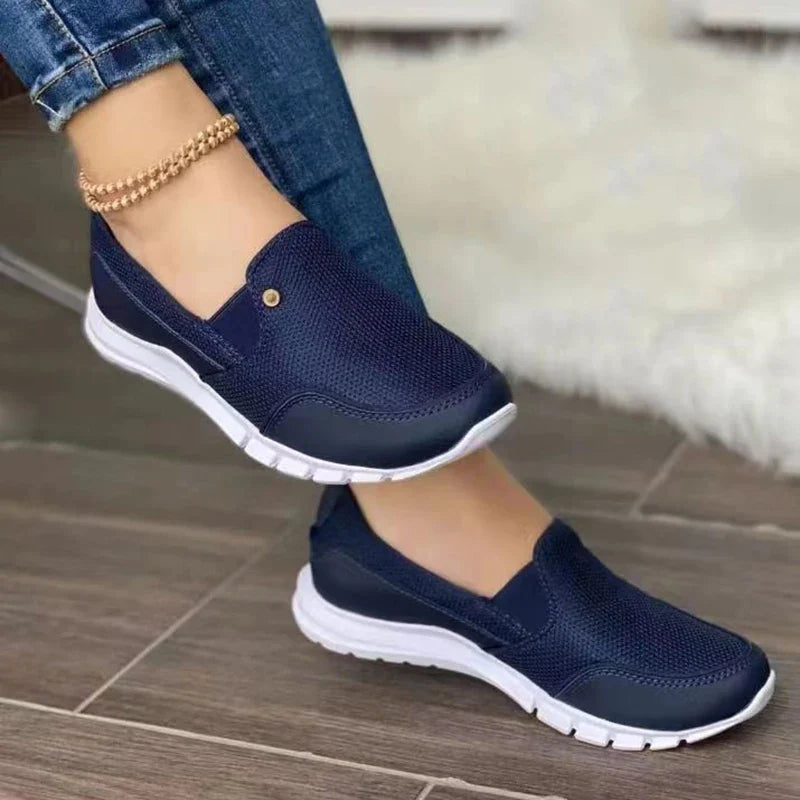 Elegantní a detailní podpůrná obuv