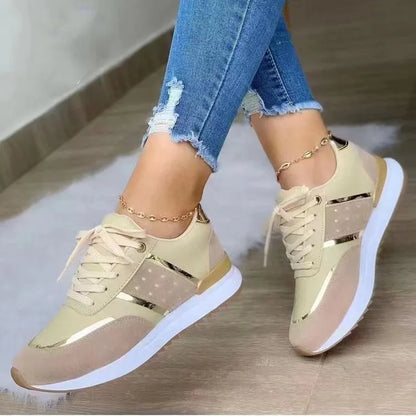 Elegantní a detailní podpůrná obuv