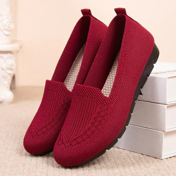 Elegantní a detailní podpůrné letní boty