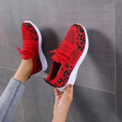 Elegantní a detailní podpůrná obuv