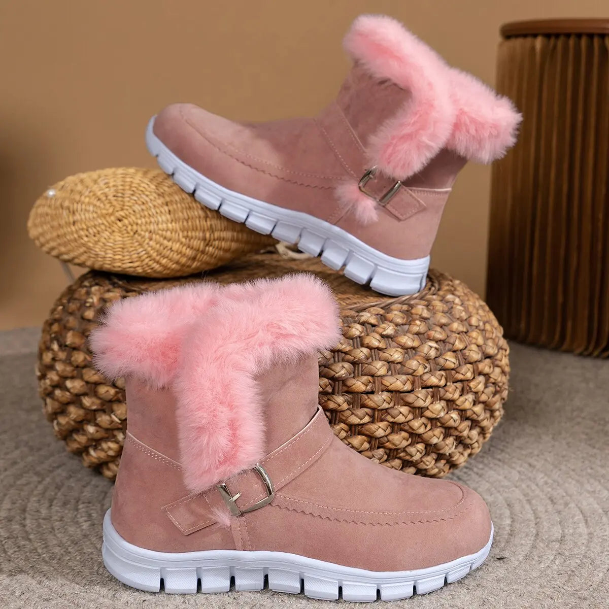 Elegantní a detailní podpůrná obuv