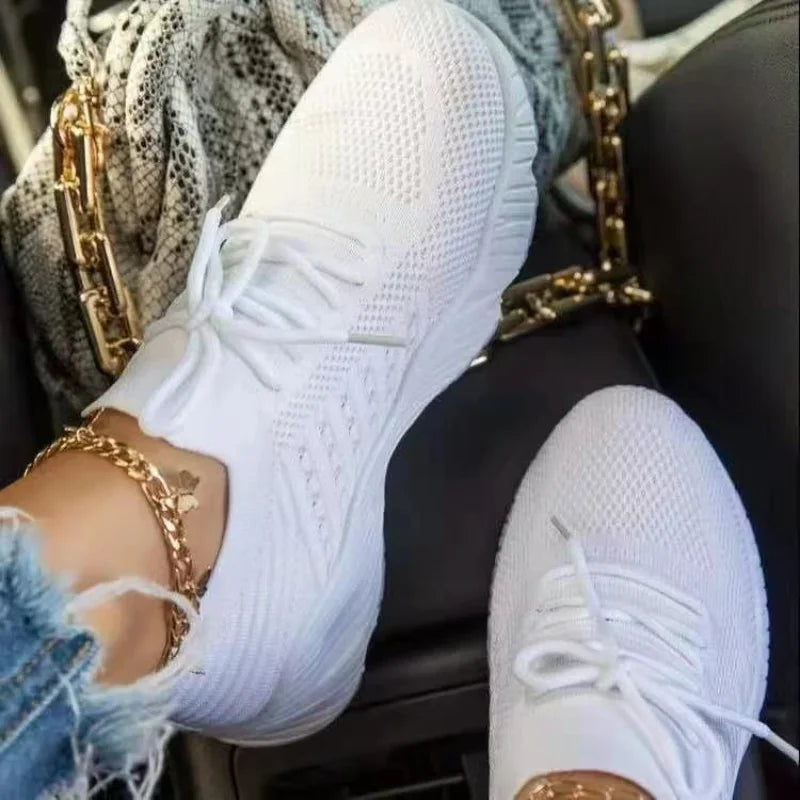Elegantní a detailní podpůrná obuv