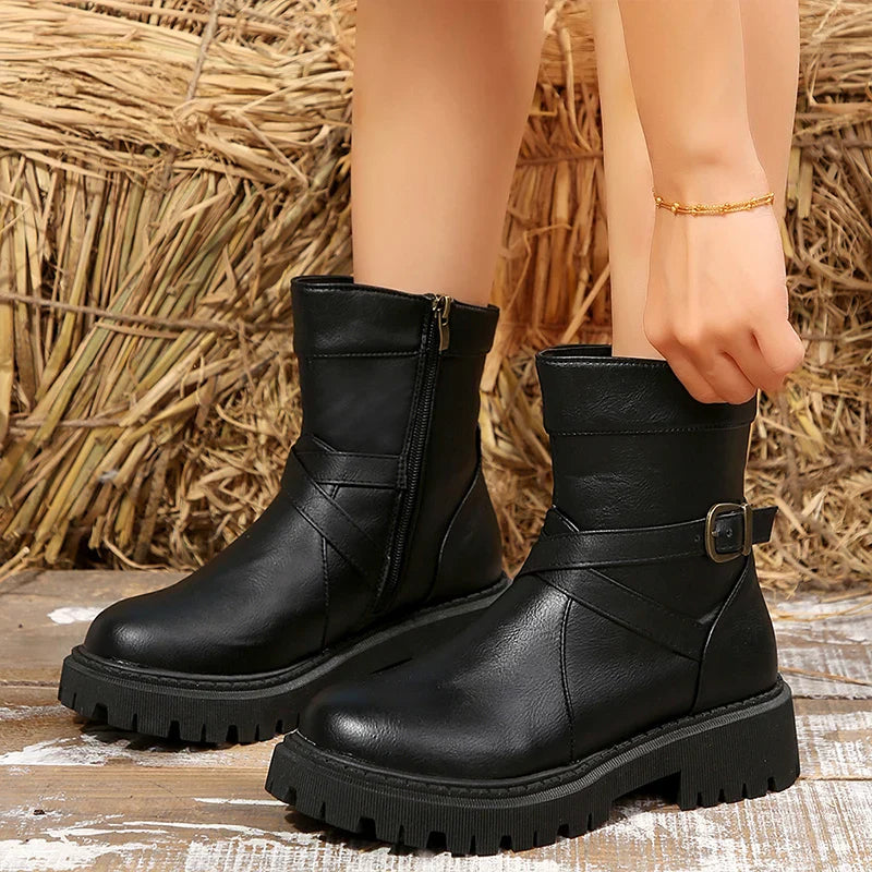Elegantní a detailní podpůrná obuv