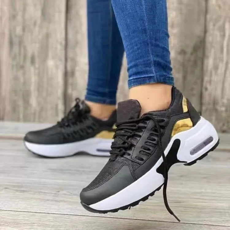 Elegantní a detailní podpůrná obuv