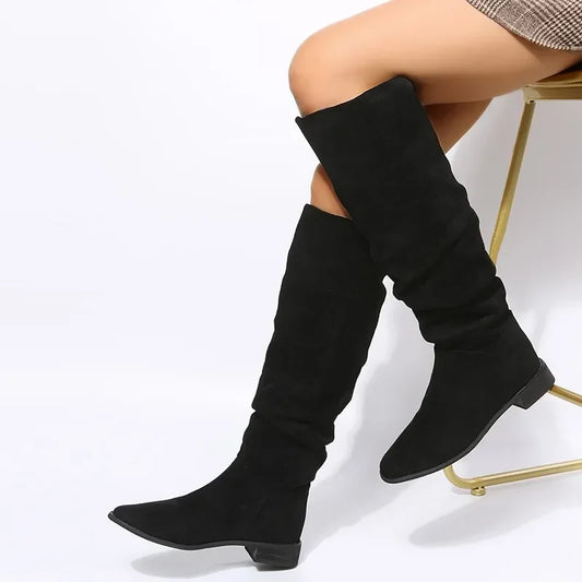 Elegantní a detailní podpůrné boty