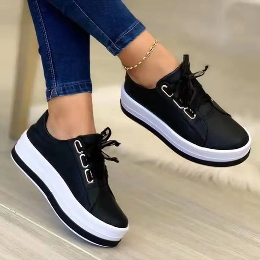 Elegantní a detailní podpůrná obuv
