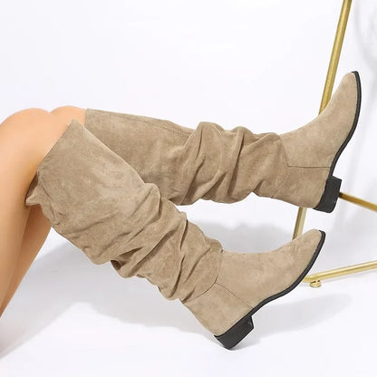 Elegantní a detailní podpůrné boty
