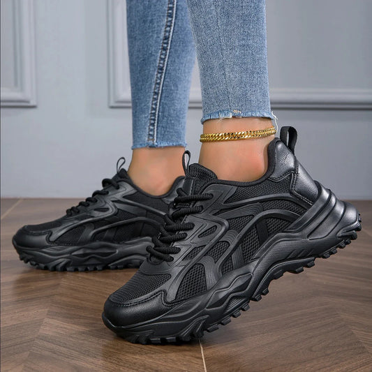 Elegantní a detailní podpůrná obuv