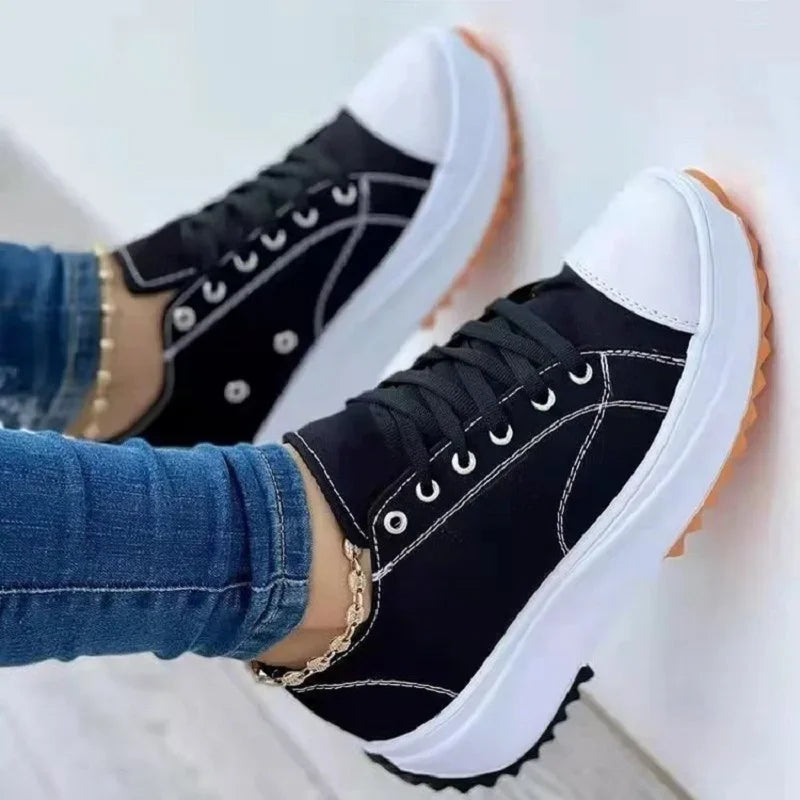 Elegantní a detailní podpůrná obuv