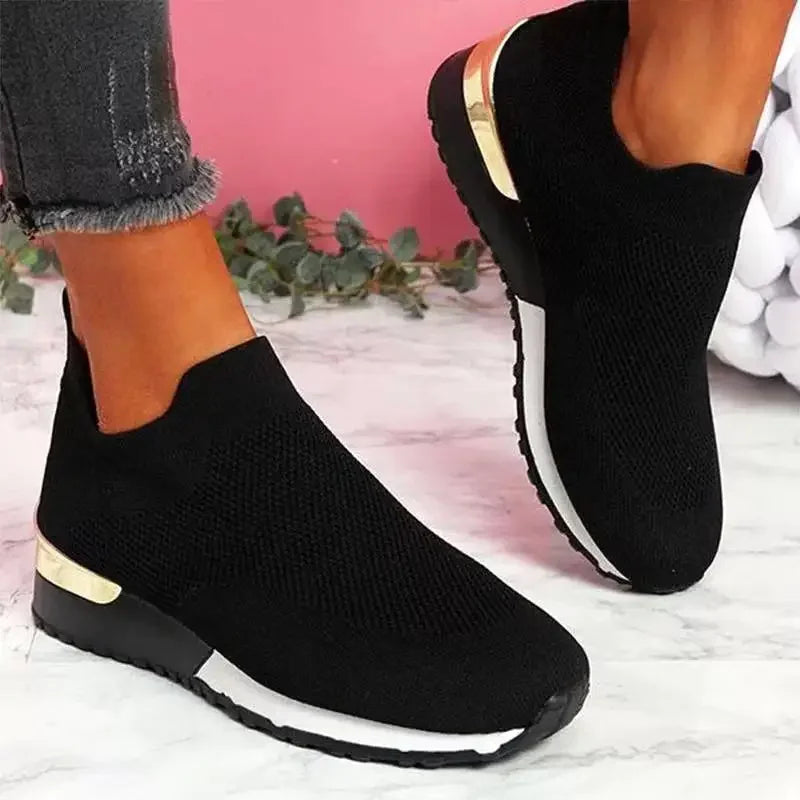 Elegantní a detailní podpůrná obuv