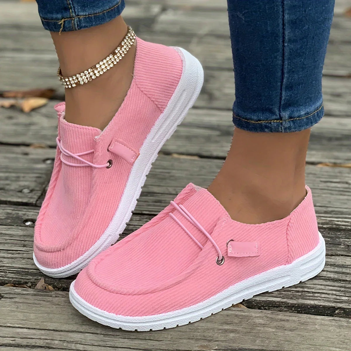 Elegantní a detailní podpůrná obuv