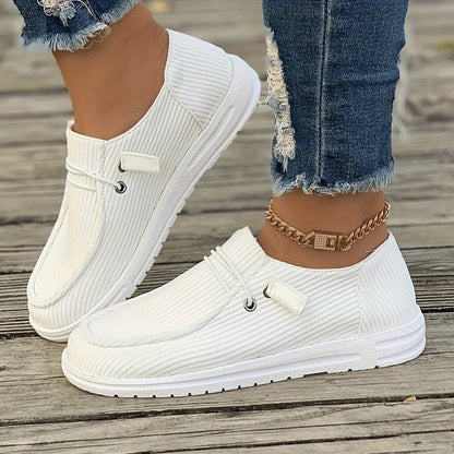 Elegantní a detailní podpůrná obuv