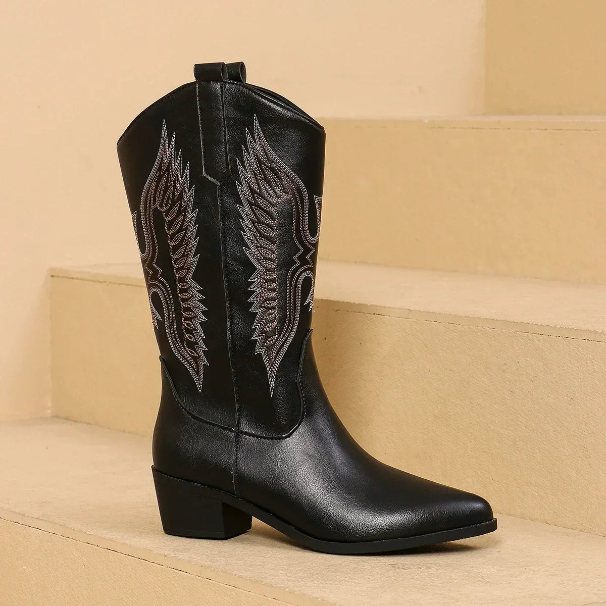 Elegantní a detailní podpůrná obuv