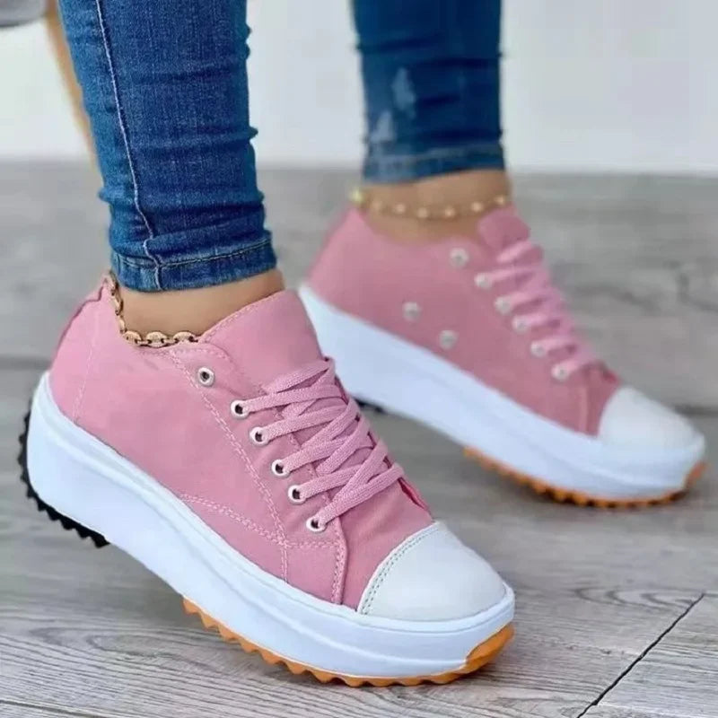 Elegantní a detailní podpůrná obuv