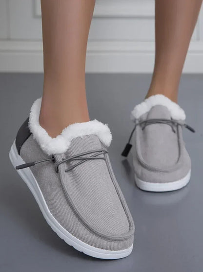Elegantní a detailní podpůrná obuv