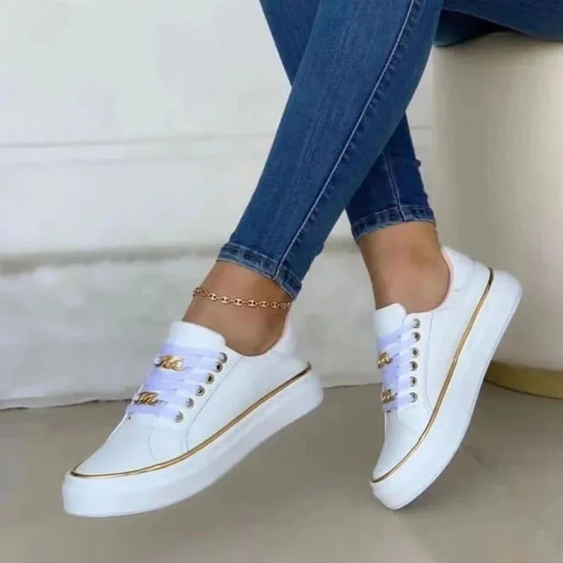 Elegantní a detailní podpůrná obuv