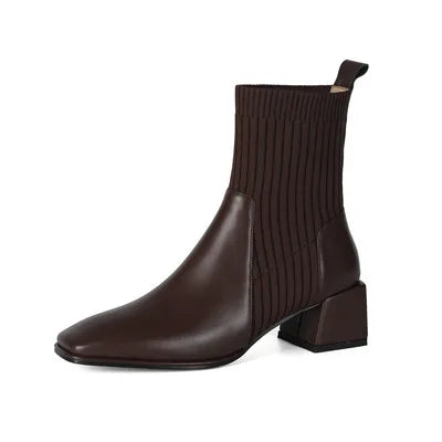 Elegantní a detailní podpůrná obuv