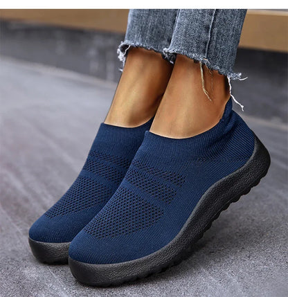 Elegantní a detailní podpůrné tenisky