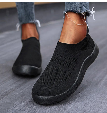 Elegantní a detailní podpůrné tenisky