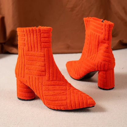 Elegantní a detailní podpůrné boty