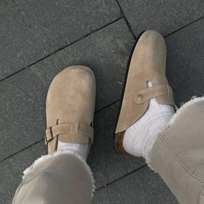 Moderní a podpůrné ortopedické letní sandály