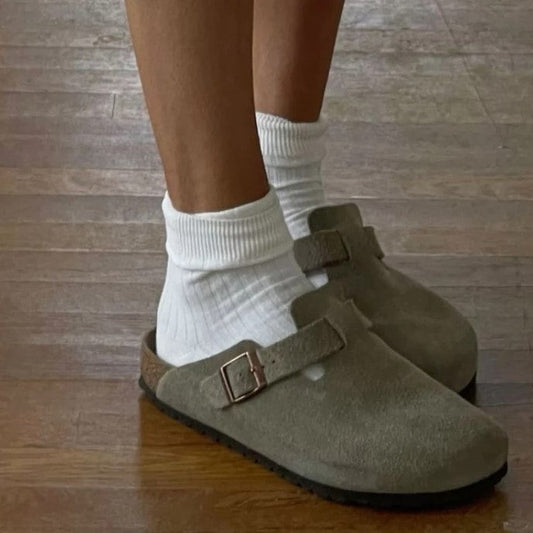 Moderní a podpůrné ortopedické letní sandály