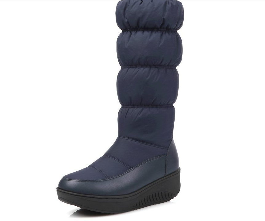 Elegantní a detailní podpůrné letní boty