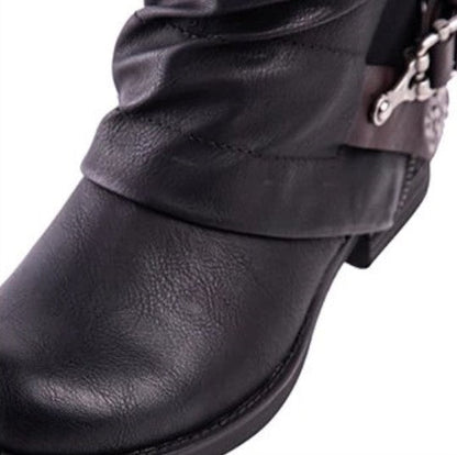 Elegantní a detailní podpůrné boty