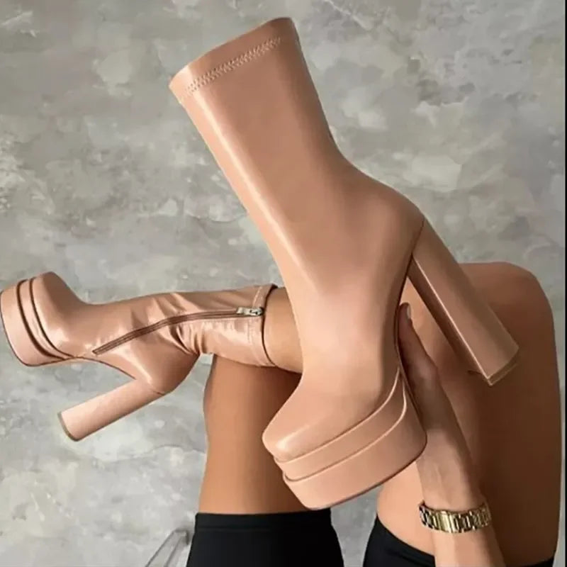 Elegantní a detailní podpůrné podpatky